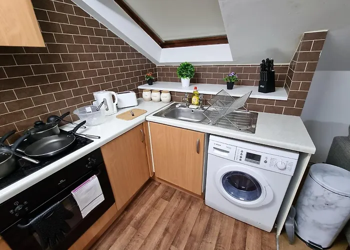 *f1*5gh* Setup For Your Relaxed & Amazing + Free Parking + Free Fast Wifi * *